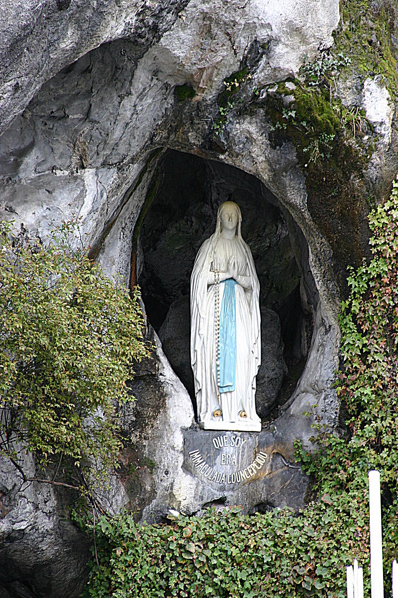 Europa.Francia.Lourdes.Grotta