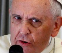 papa-francesco-violento